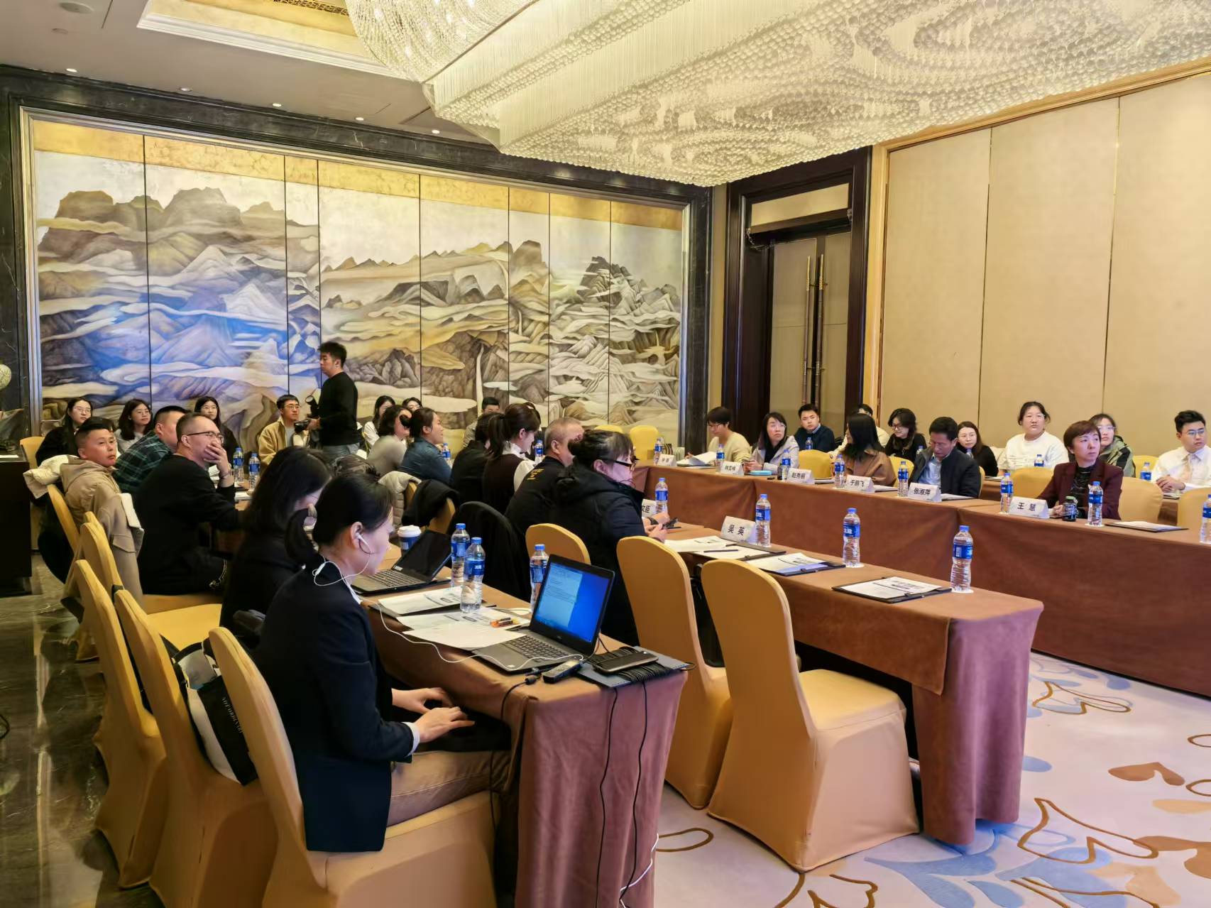 微信图片_20241112134042.jpg 微信图片_20241112134042.jpg